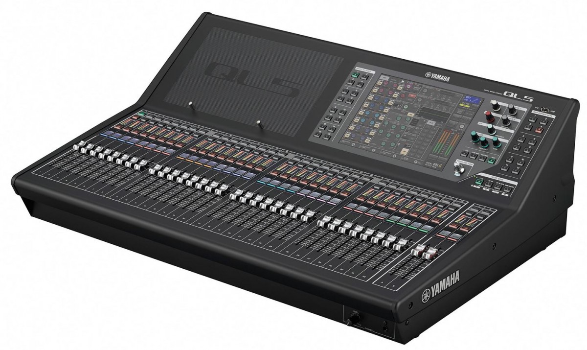 YAMAHA QL5 + Rio3224D